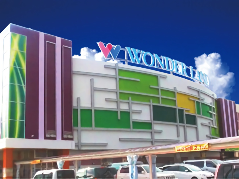ワンダーランド伊万里店 | P-WORLD